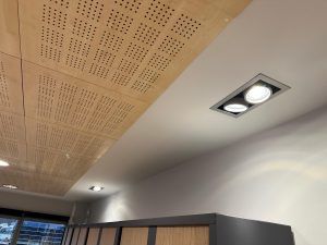 Proyecto de sustitución de iluminación en las oficinas de la empresa Bidean Garraioak, en Oiartzun, Guipúzcoa.