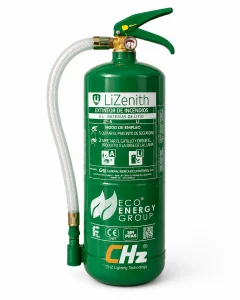 Extintor CHZ‑EXT‑Li para baterías de litio, ensayado NTA 8133. Controla fugas térmicas, reduce temperatura y evita propagación y reignición en incendios de ion‑litio. Capacidad de 6L.